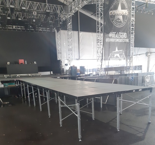 Setting up runway for Drag me to brunch